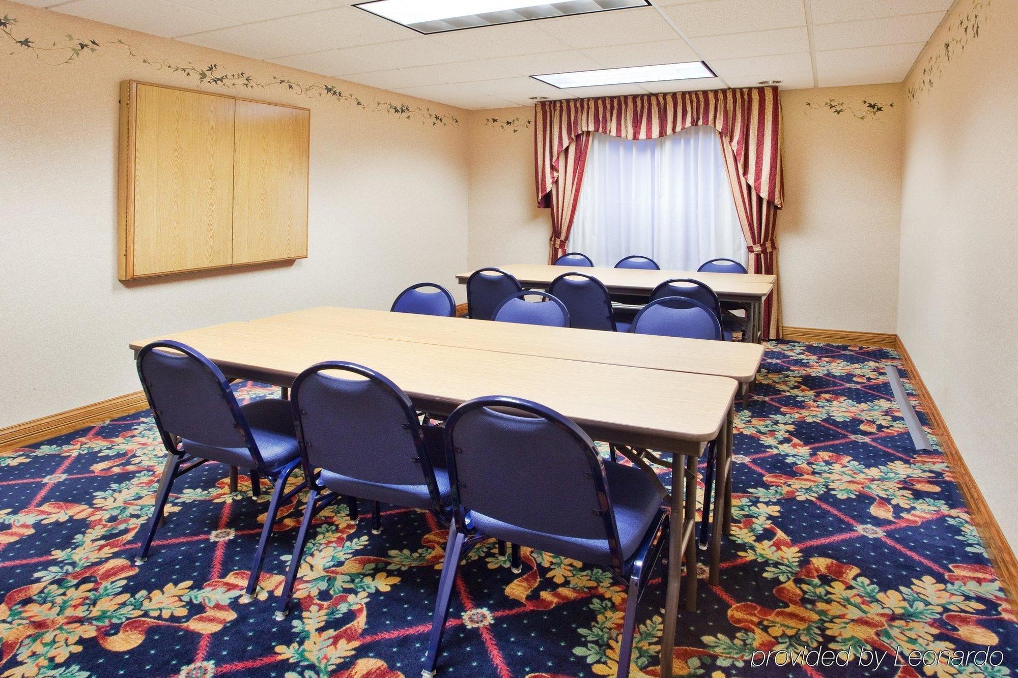 Country Inn & Suites By Radisson, Lawrenceville, Ga Бизнес снимка